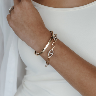 diamond and gold anchor link bracelet