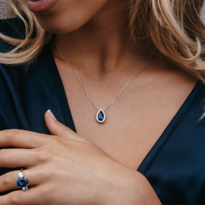 2.02ct  Blue Sapphire & Diamond Necklace