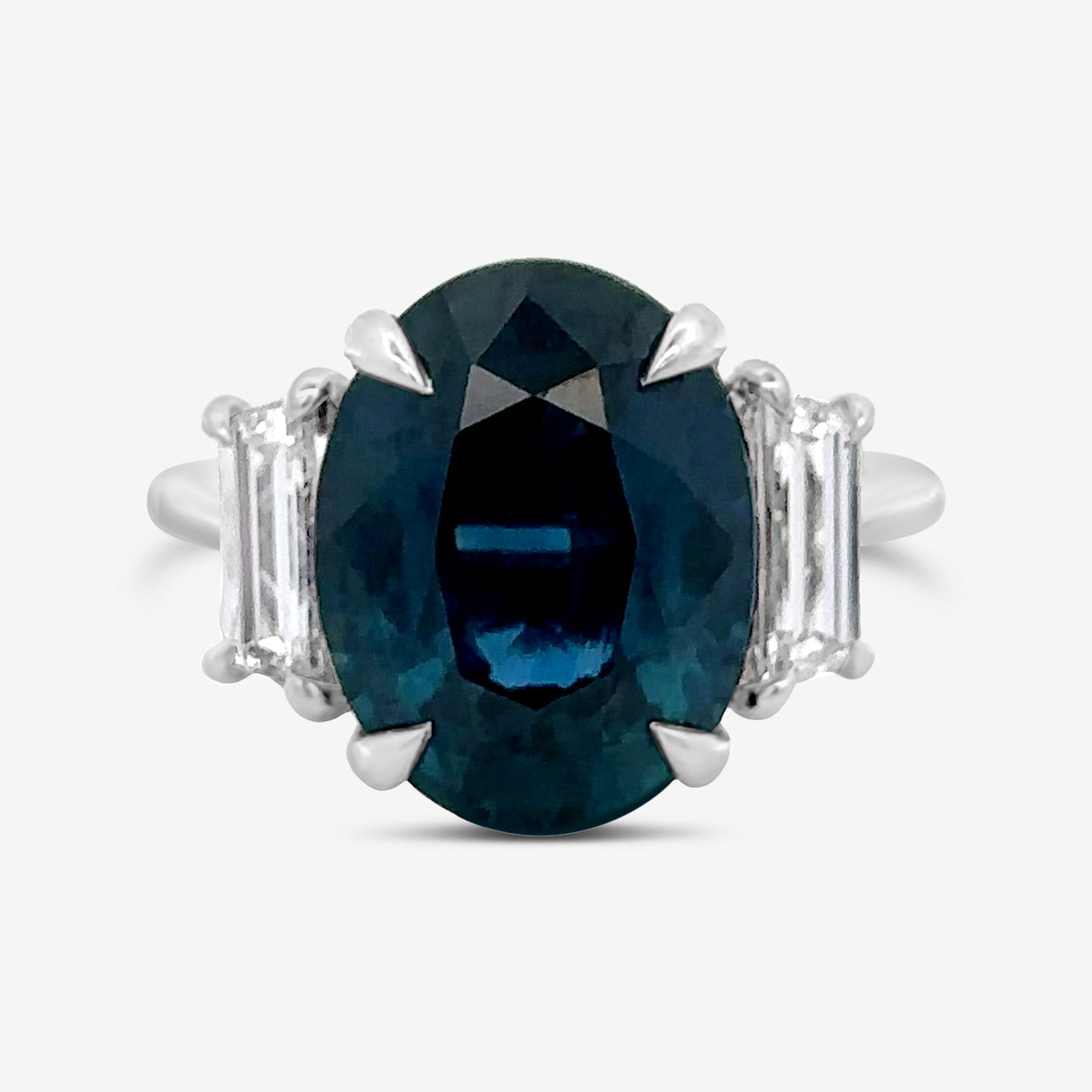 10.70CT Blue Sapphire & Trapezoid Diamond Ring
