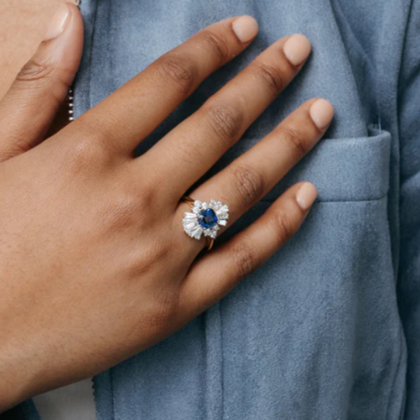 sapphire and diamond halo art deco ring