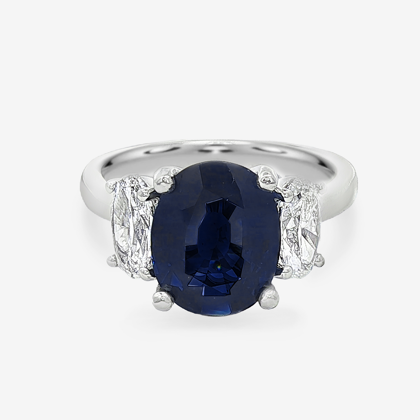 3.04CTBlue Sapphire & Diamond Ring