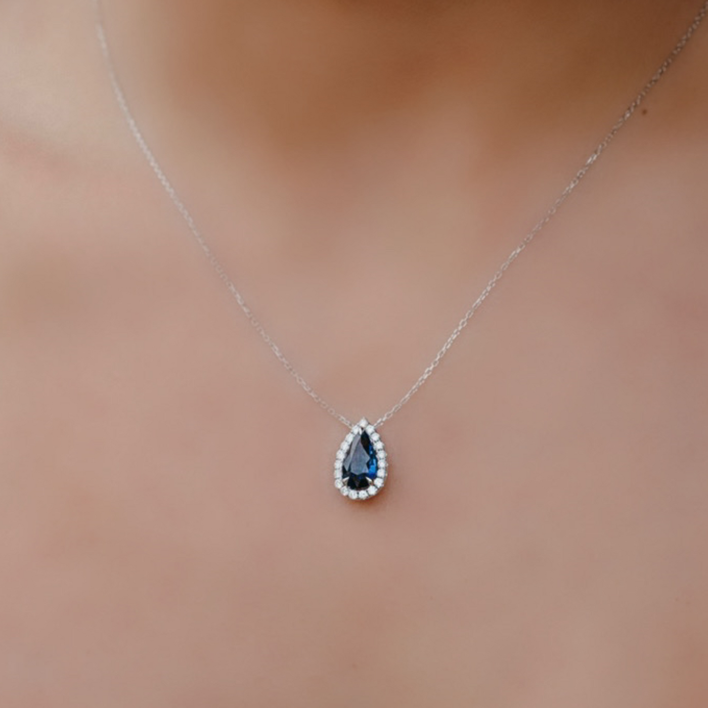 3.07CT Blue Sapphire & Diamond Necklace