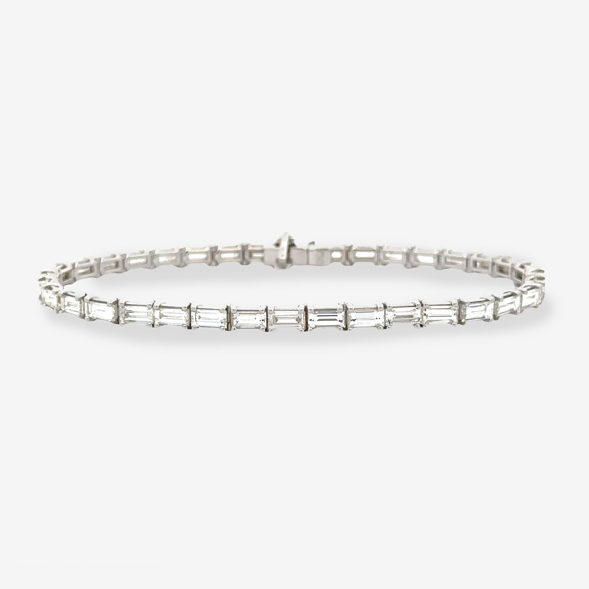 baguette cut diamond tennis bracelet