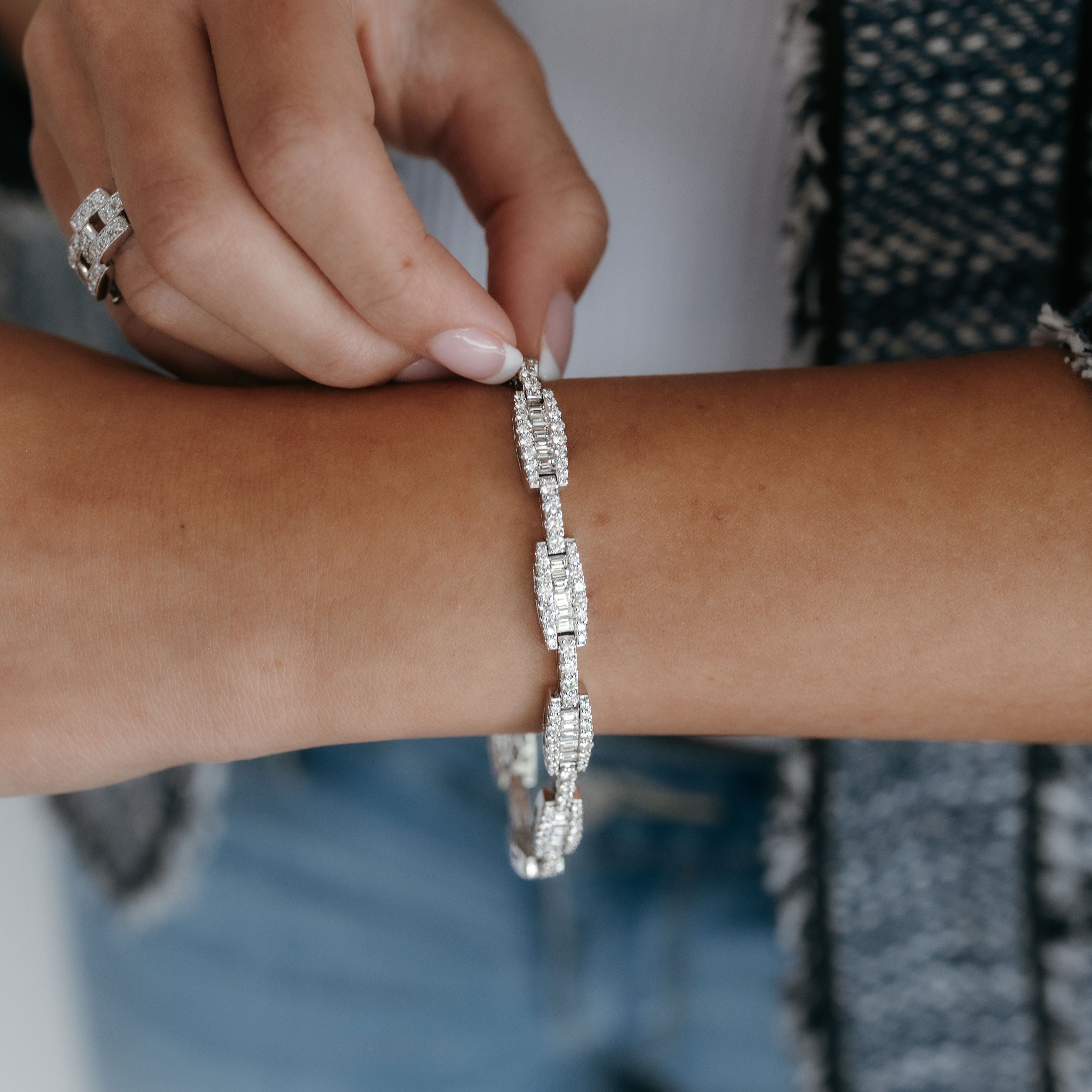 white gold diamond links bracelet