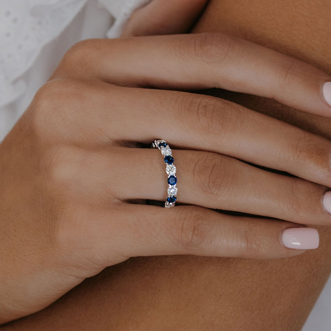 sapphire and diamond ring