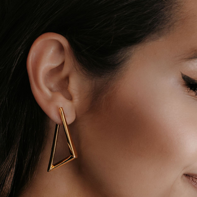 gold twisted triangle earrings