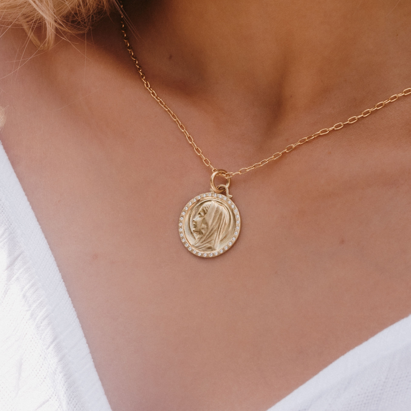 blessed mother/virgin mary diamond and gold medallion catholic orthodox