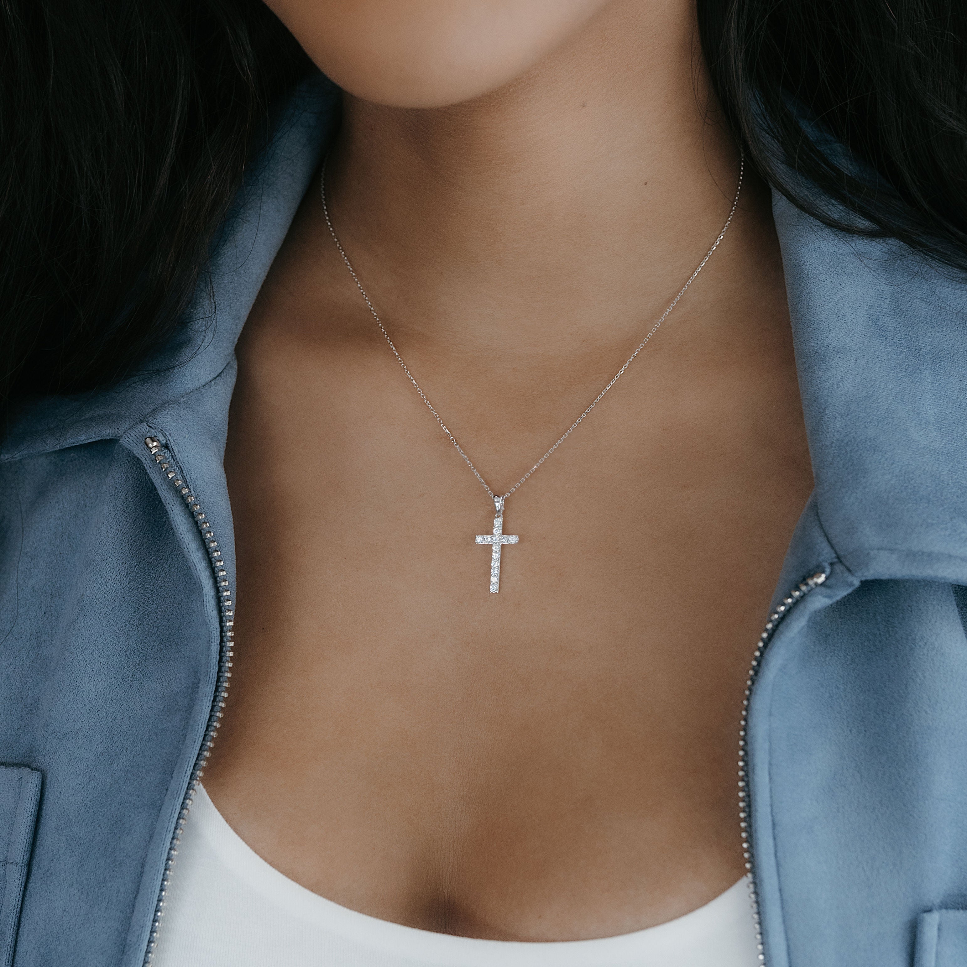 diamond cross pendant