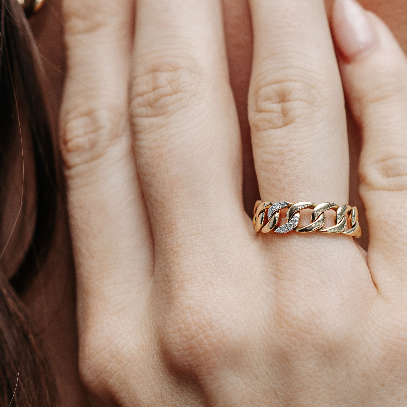 flexible diamond and gold havana link ring