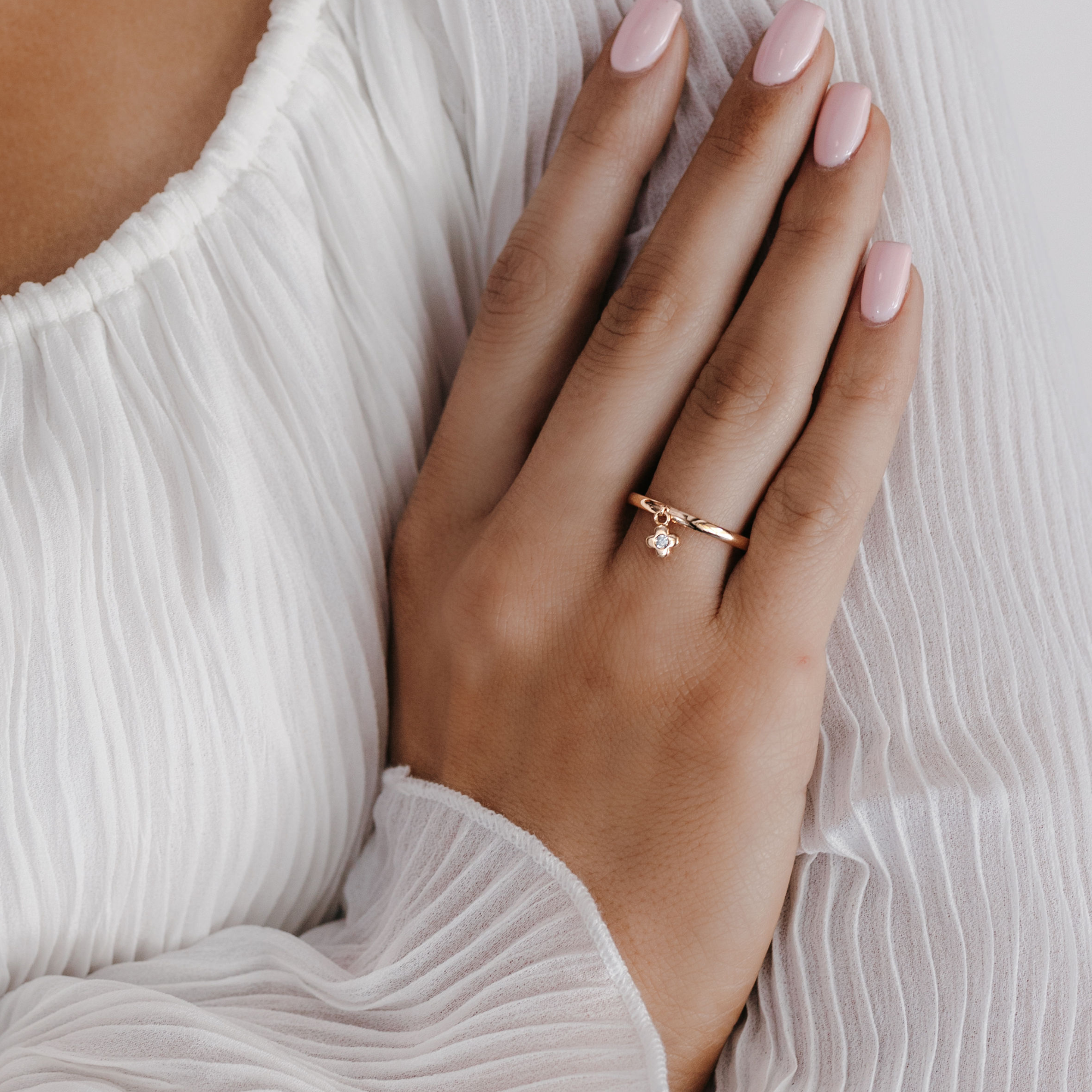 gold and diamond flower charm ring