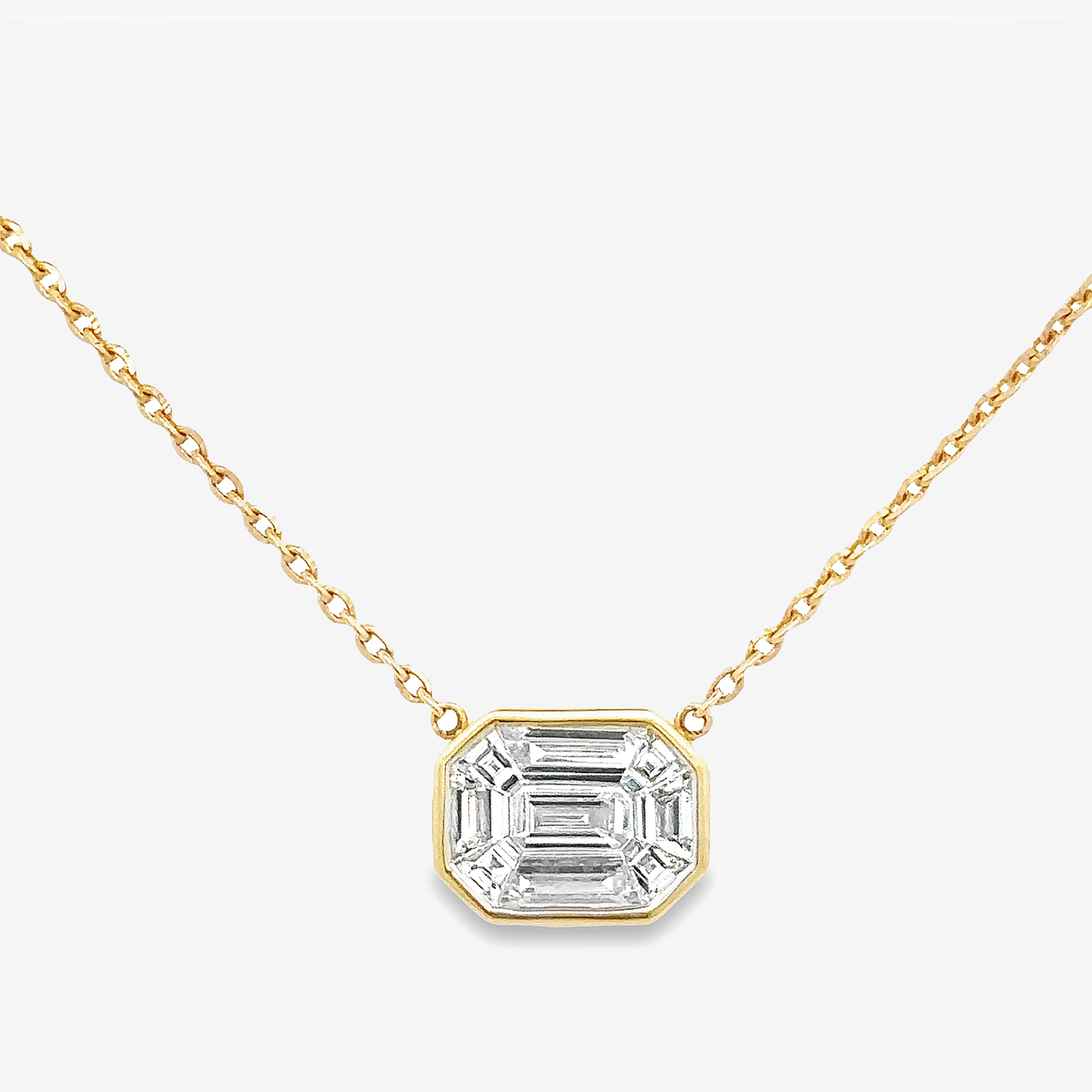 Invisible Set Emerald Diamond Necklace