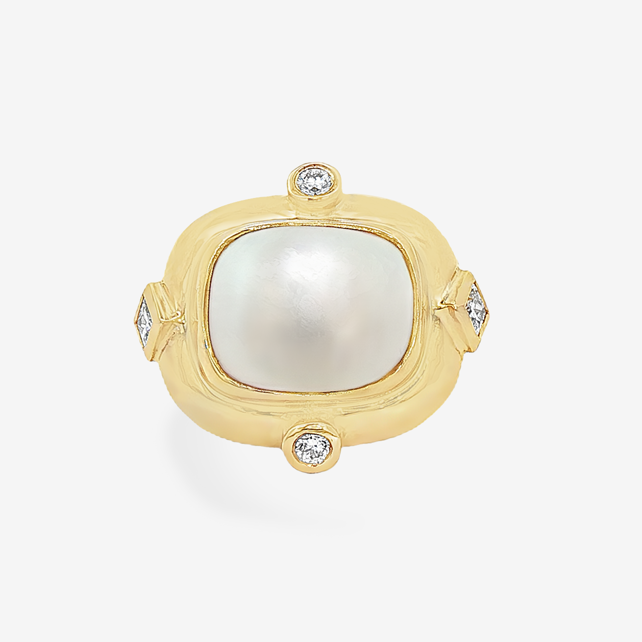 Lab Grown Diamond & Mabe Pearl Ring