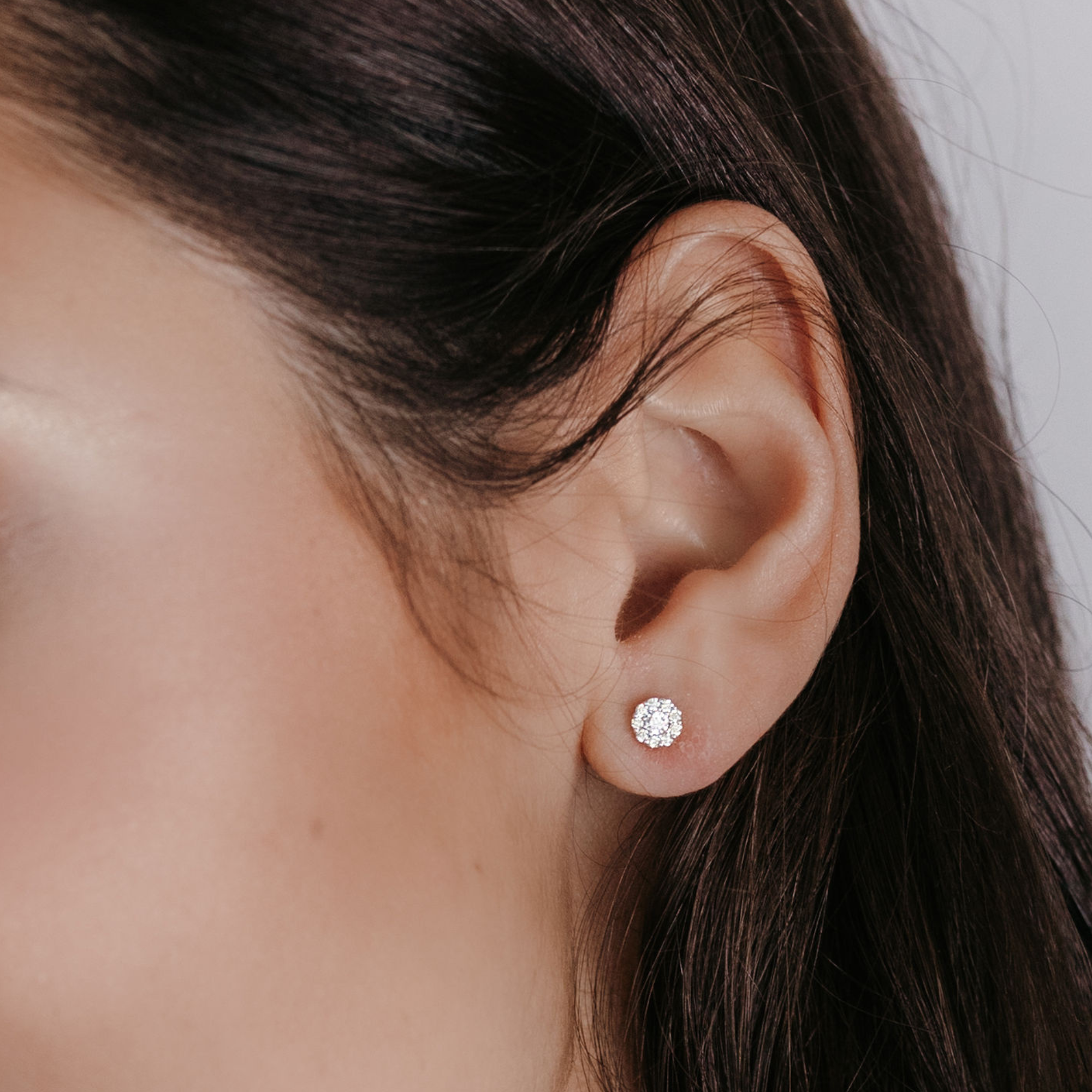 diamond halo stud earrings