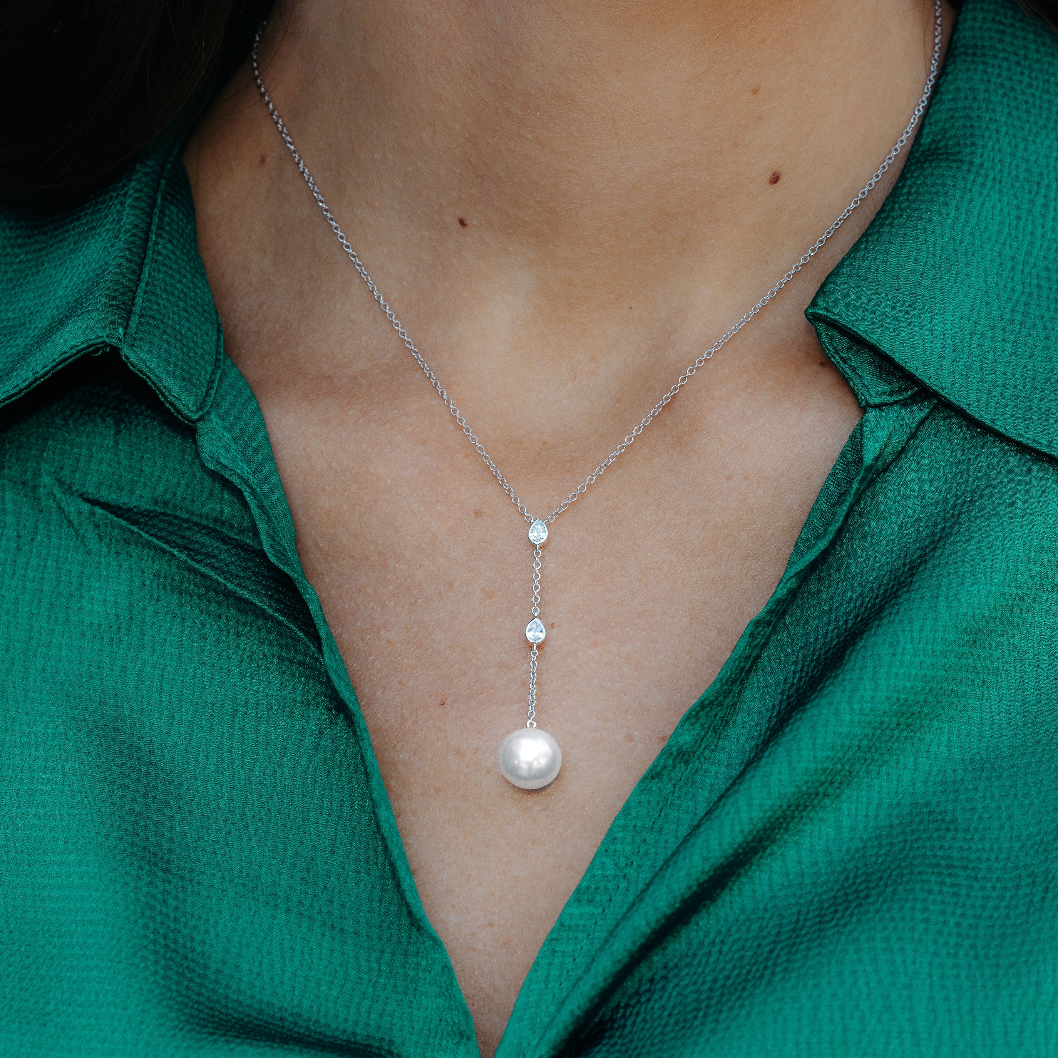 pearl and diamond lariat necklace