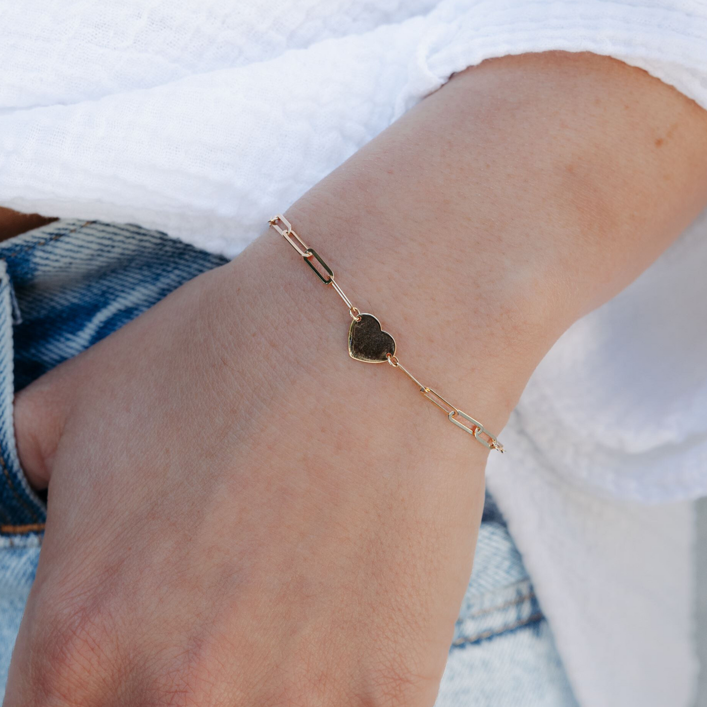 gold heart bracelet