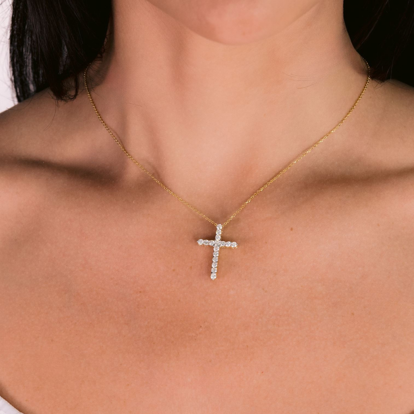 Classic 0.80CT Diamond Cross Pendant