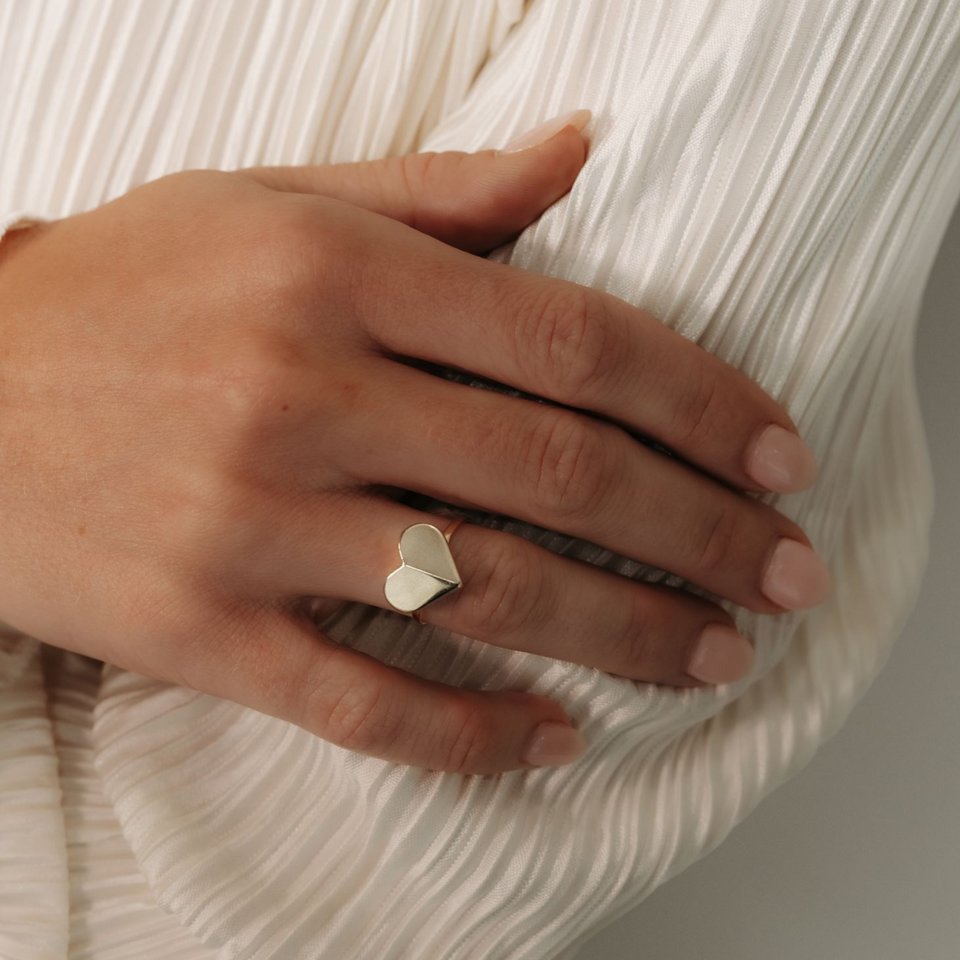 Italian High Polished Gold Heart Ring