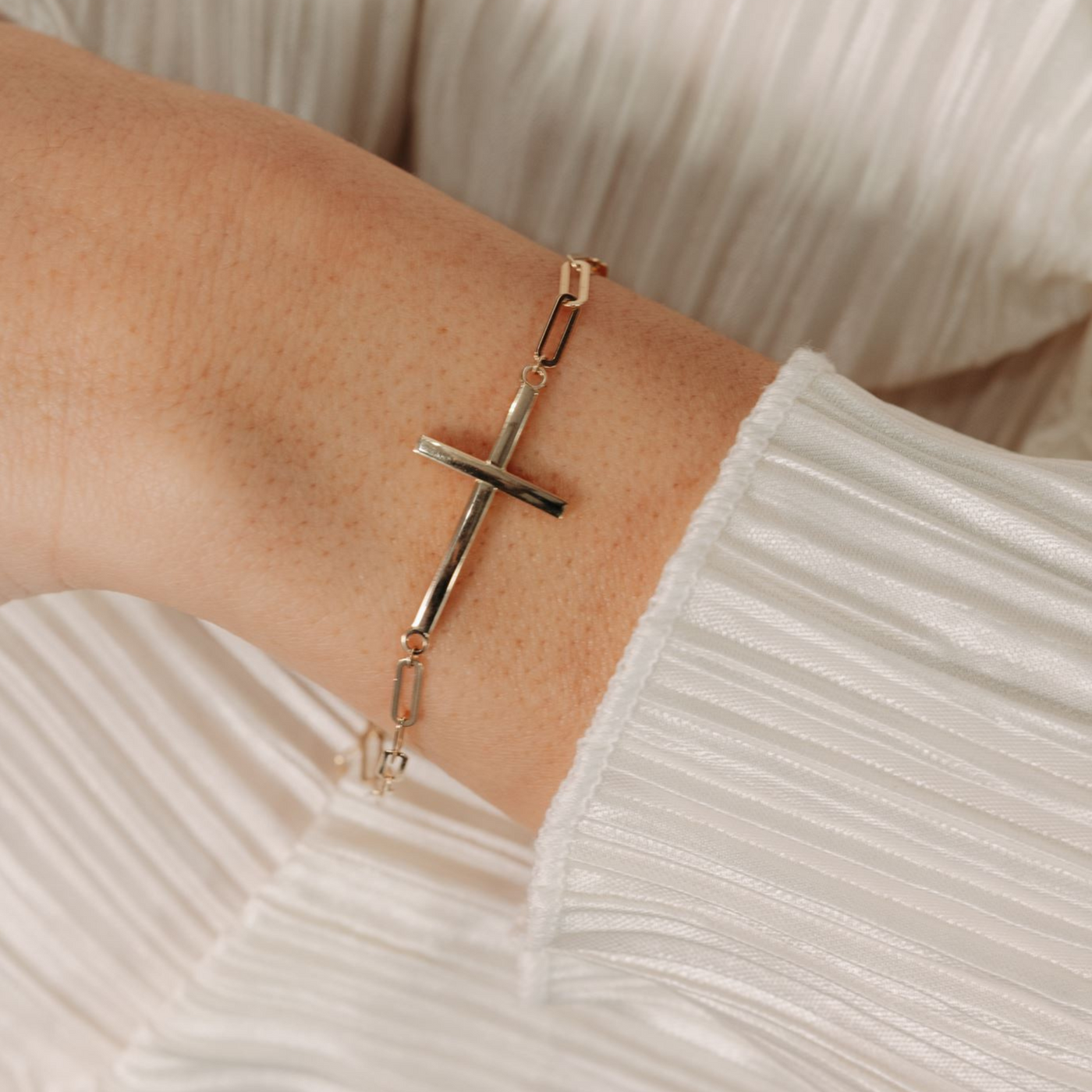 Horizontal Cross & Paperclip Link Bracelet