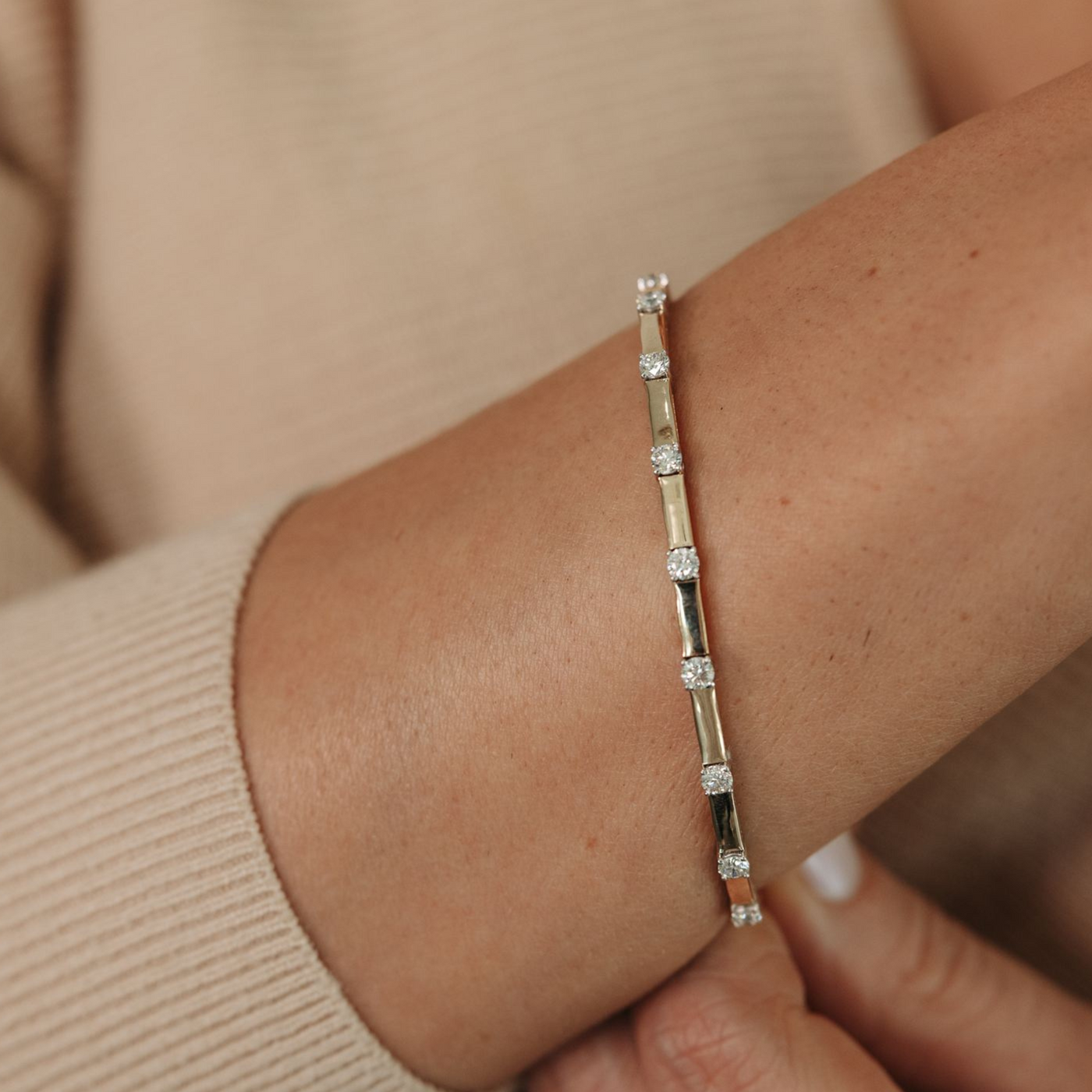 0.80CT Diamond 1/2 Way Flex Bangle Bracelet