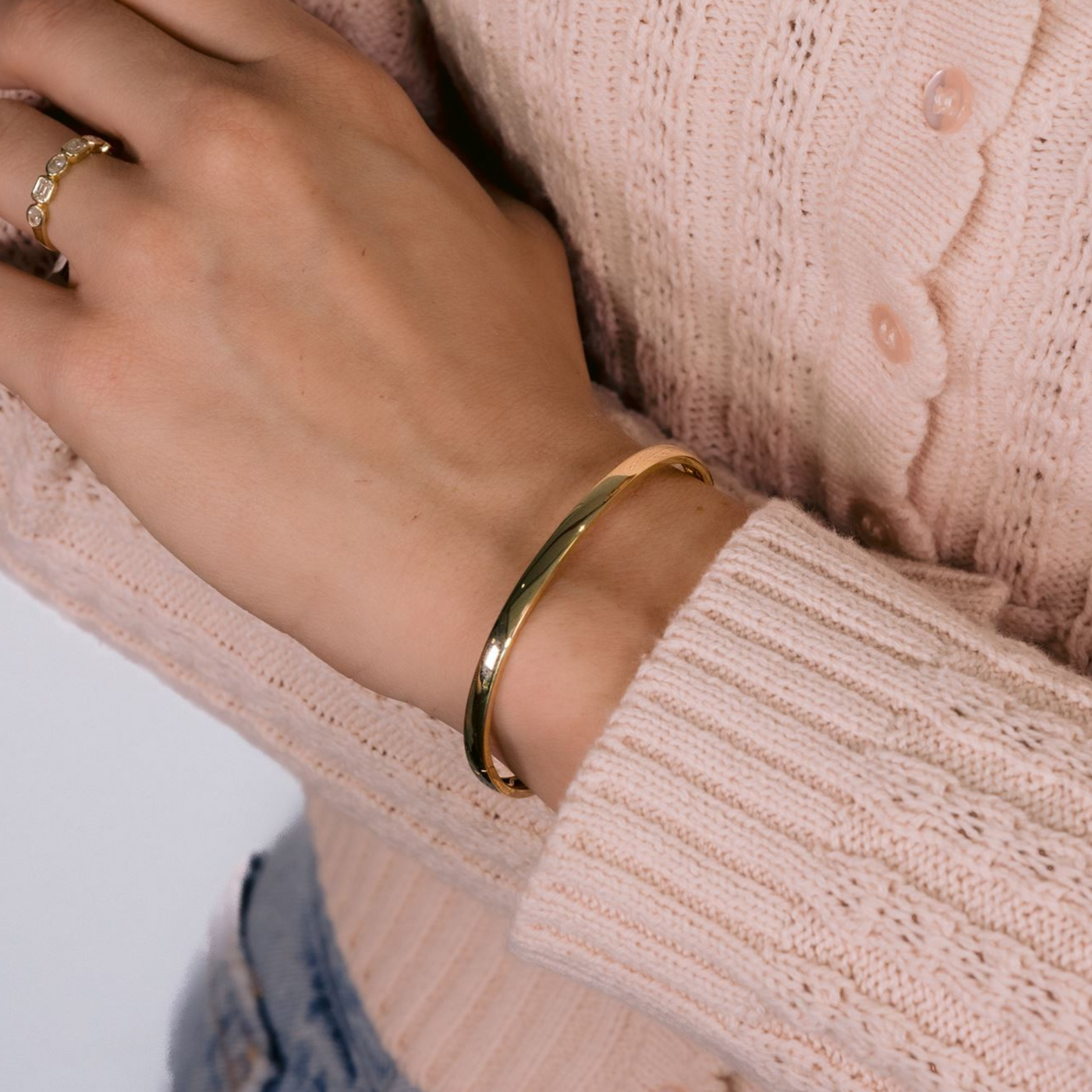 4MM Gold Bangle Bracelet