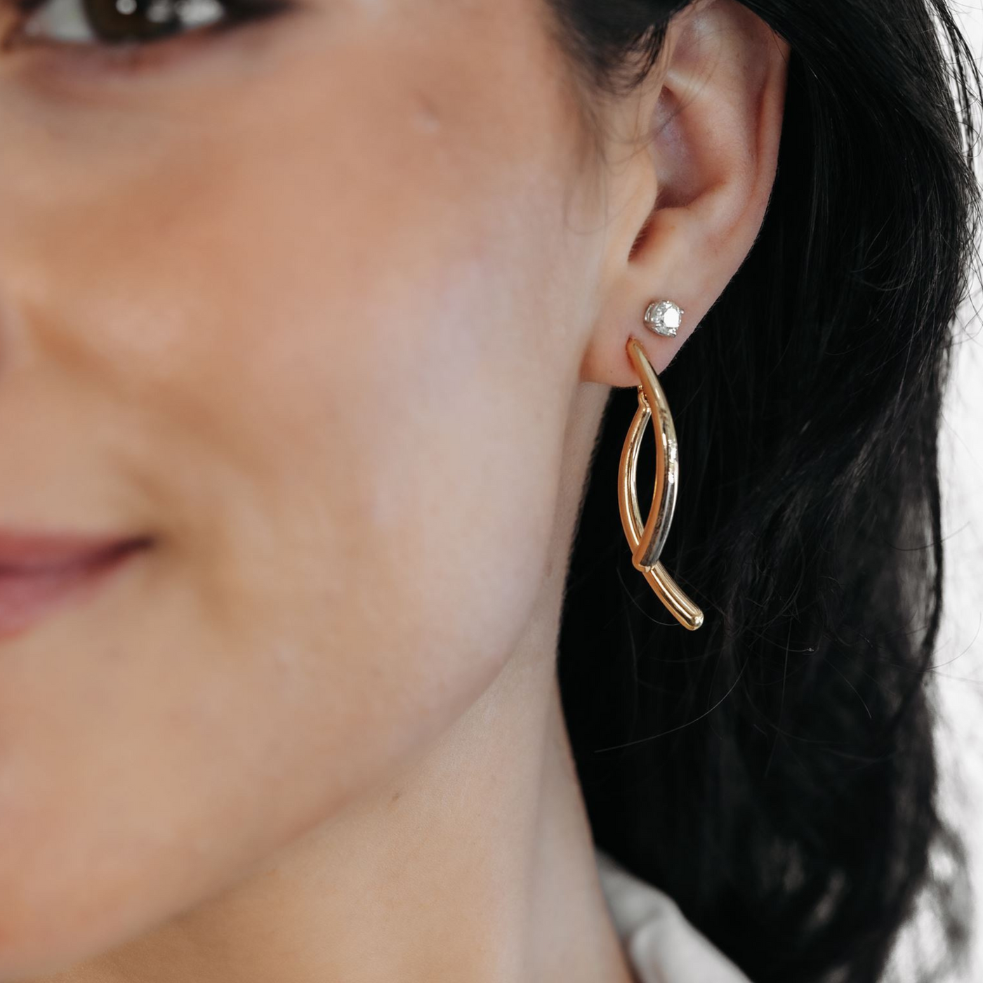 Small Priscilla Gold Swing Earrings