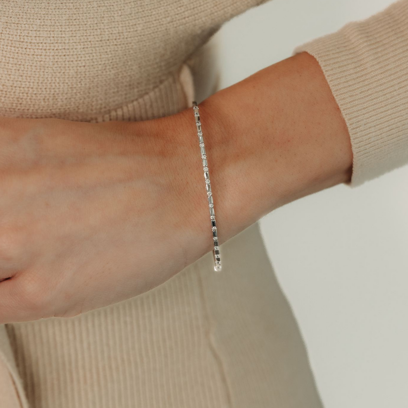 0.25CT Diamond 1/2 Way Flex Bar Bangle Bracelet