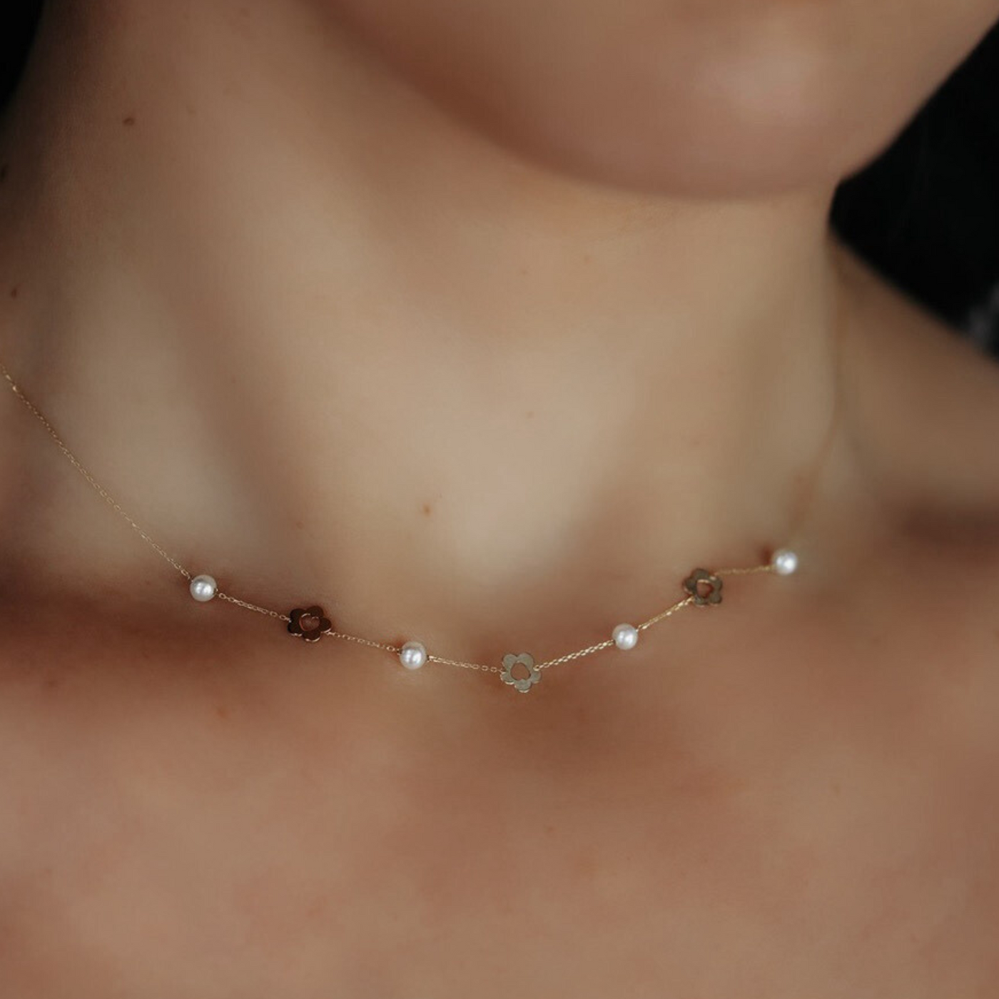 pearl and flower necklace